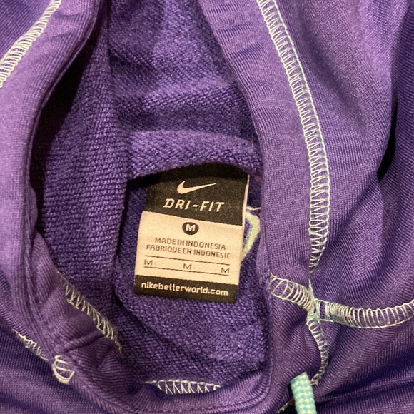 Women’s Nike Dri-Fit Hoodie. Size:Small. Purple with Light blue trim all over. - Picture 6 of 8